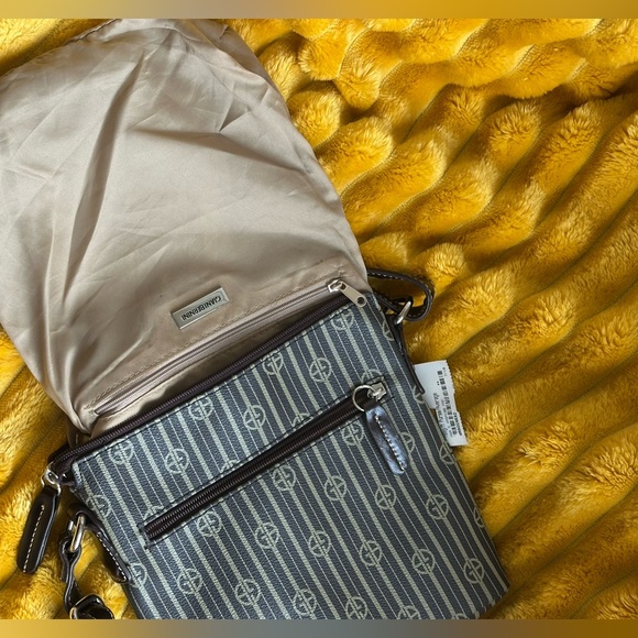 NWT GIANI BERNINI CROSSBODY - Picture 7 of 8